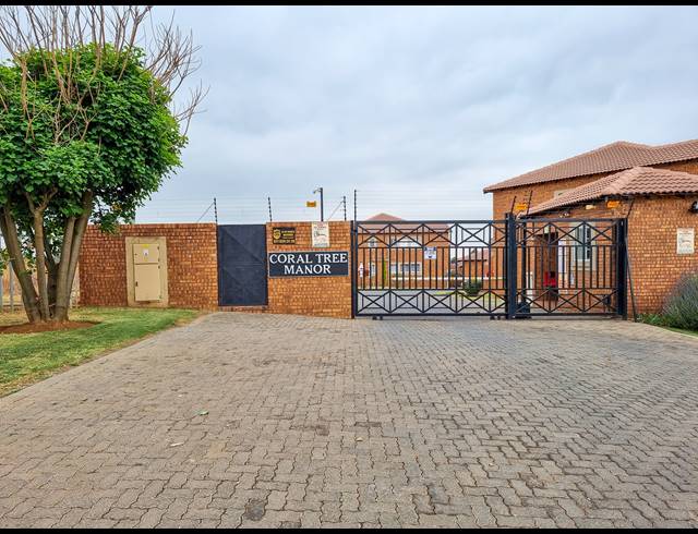 3 BEDROOM TOWNHOUSE RENTED IN MEYERSDAL
